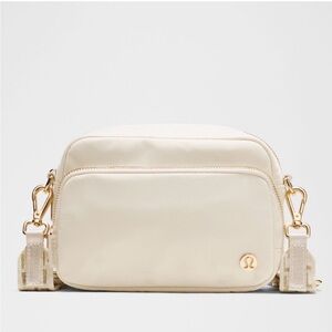 Lululemon Everywhere Crossbody Bag * monogram